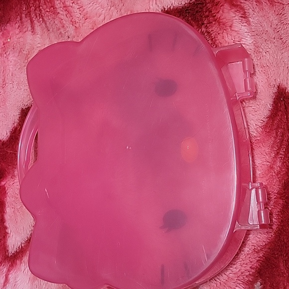 Hello Kitty - Picture 2 of 2